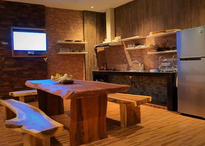 بيت ضيافة Indah Bali 3*